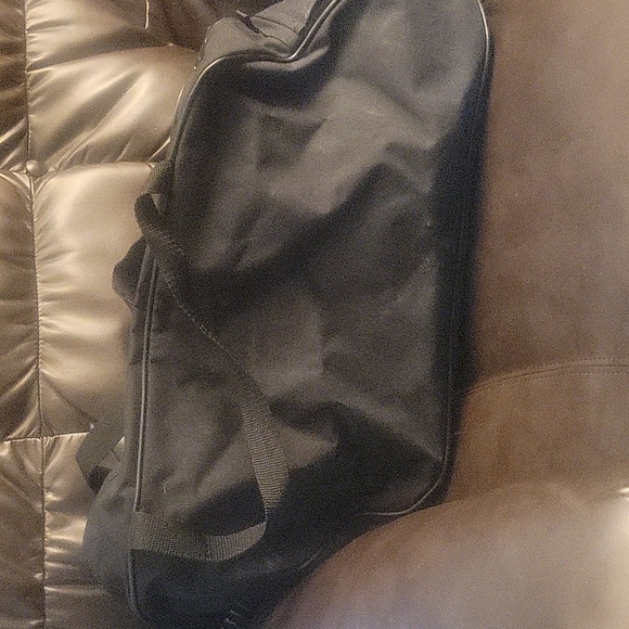 Harley-Davidson Black Duffel or Saddle Bag. Very good condition. Desirable! - Picture 3 of 9